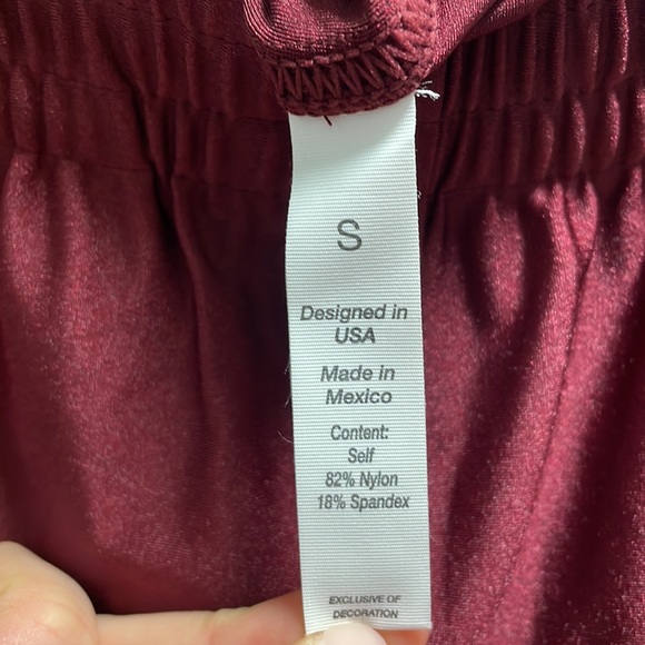 Sex Education Tracksuit, Collectible TV Memorabilia, Matching Set, Size S - Picture 12 of 12